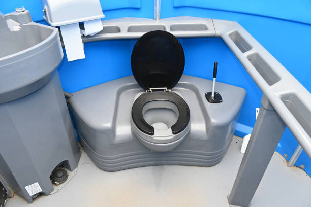 Best Portable restroom trailer rental  in Beaumont, TX
